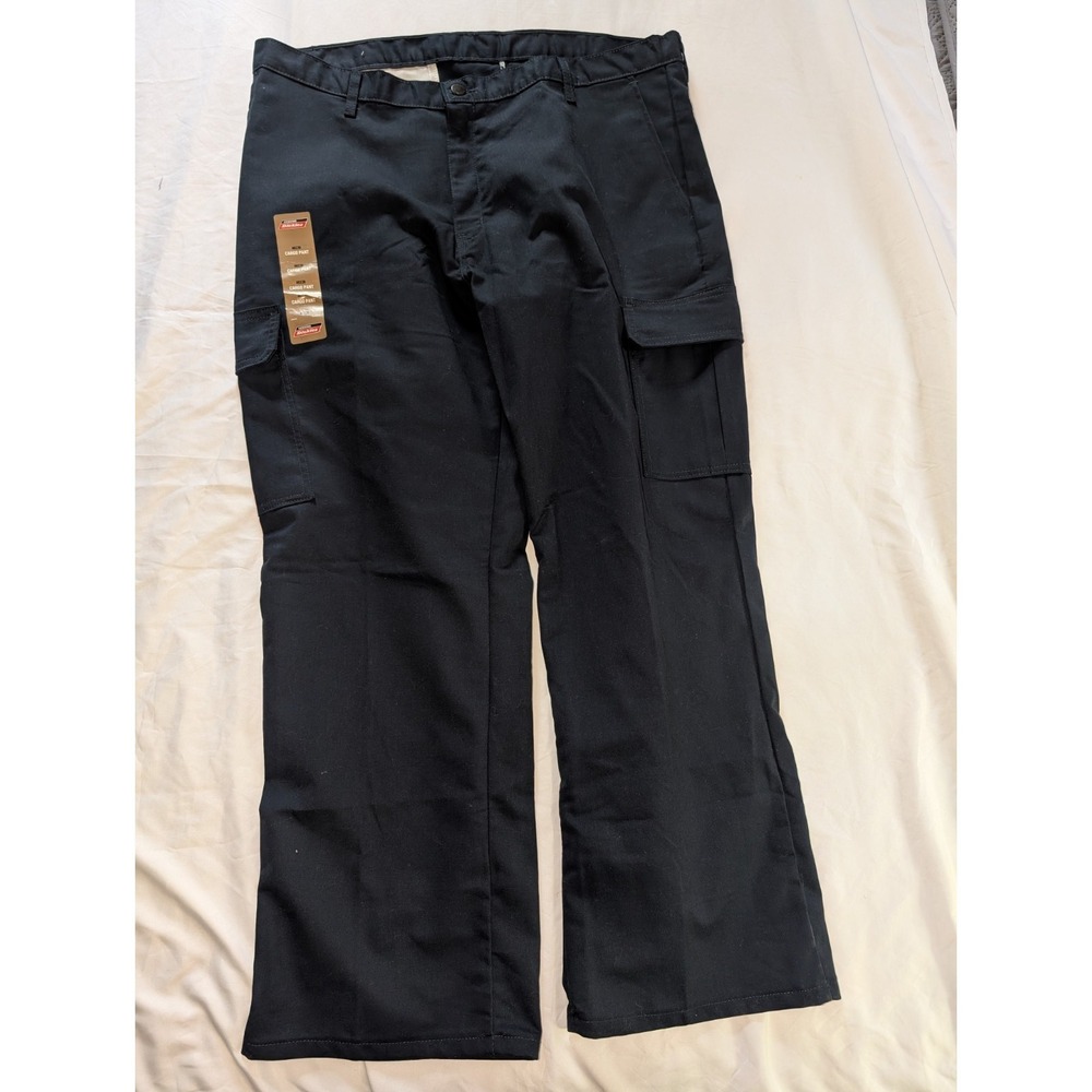 NWT Dickies Mens 40x30 Relaxed Fit Straight‎ Leg Blue Cargo Pants.